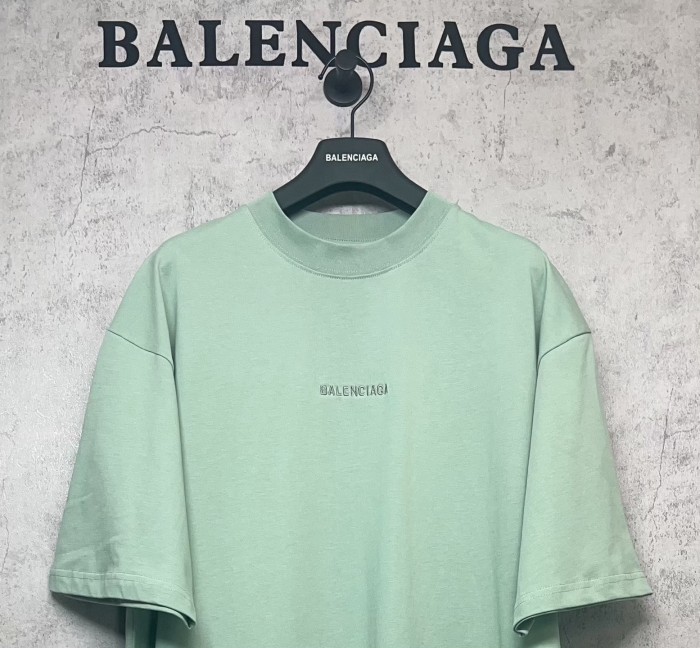 Balenciaga Back Reflective T-shirt Medium Fit in Sage Green