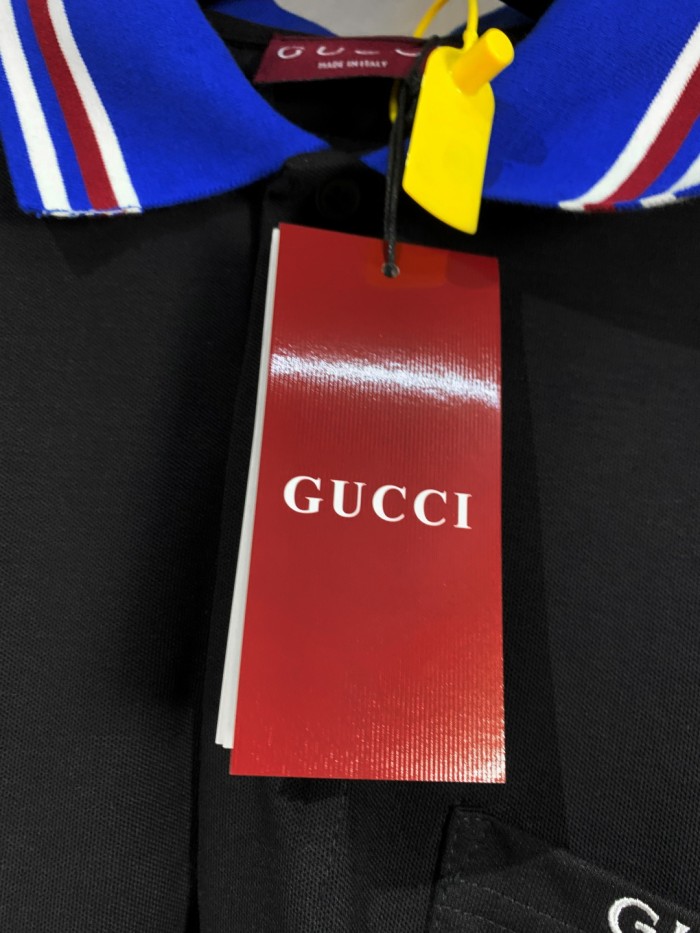 Gucci Cotton piquet polo shirt with intarsia in ivory and blue