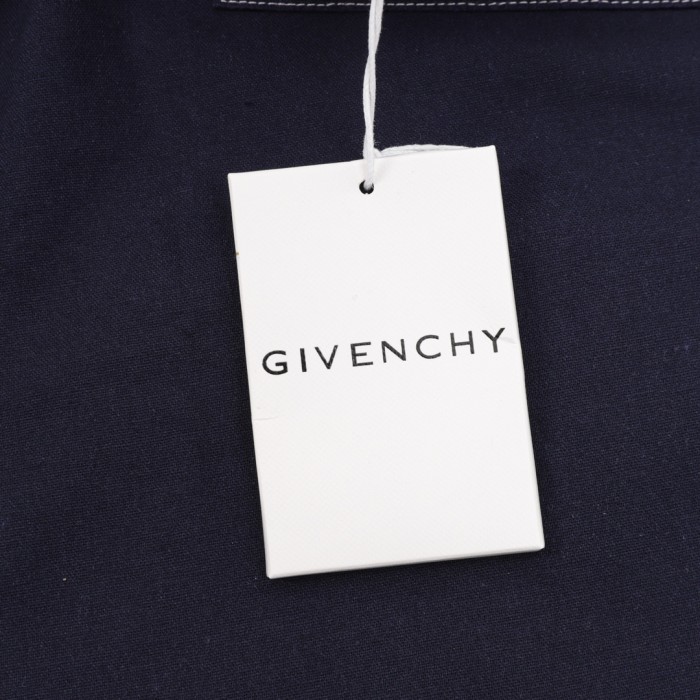 Givenchy Linen Bermuda Shorts - Blue