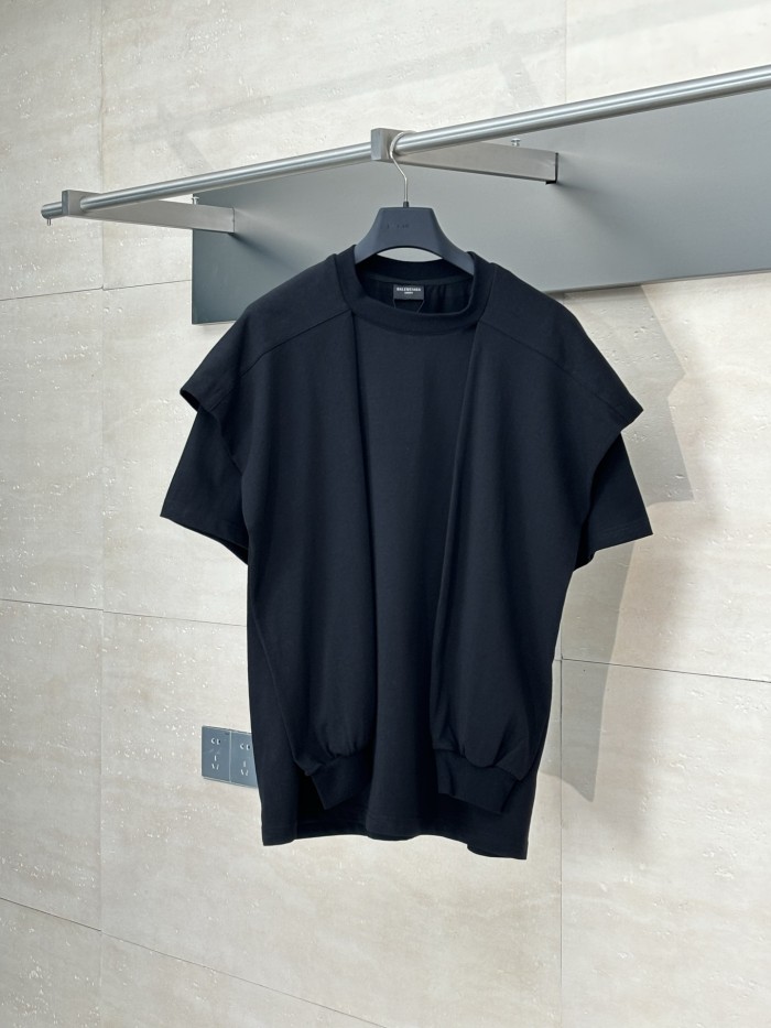Balenciaga Fake two-piece four-sleeve cape short-sleeved T-shirt