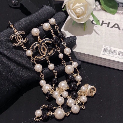295CHANEL Pearl Crystal Bead CC Choker Necklace Black Gold