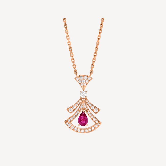 Divas' Dream necklace in 18 kt rose gold set with a pear-shaped rubellite, a round brilliant-cut diamond and pavé diamonds