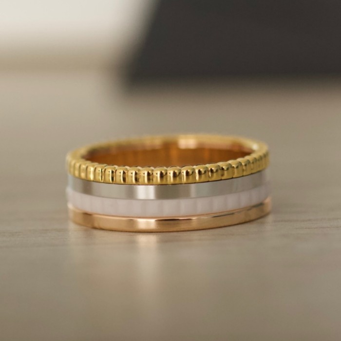 Quatre Classique  Ring Small Model