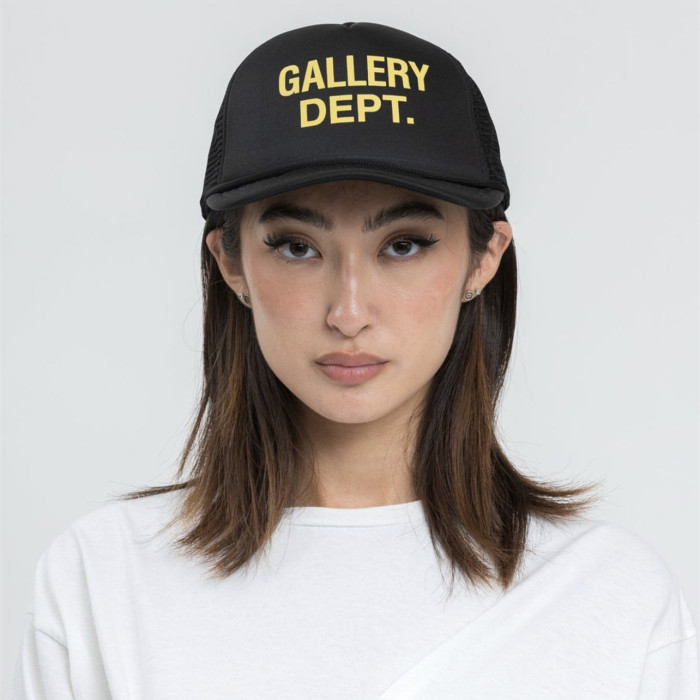 GALLERY DEPT. LOGO PAINTED Trucker Cap