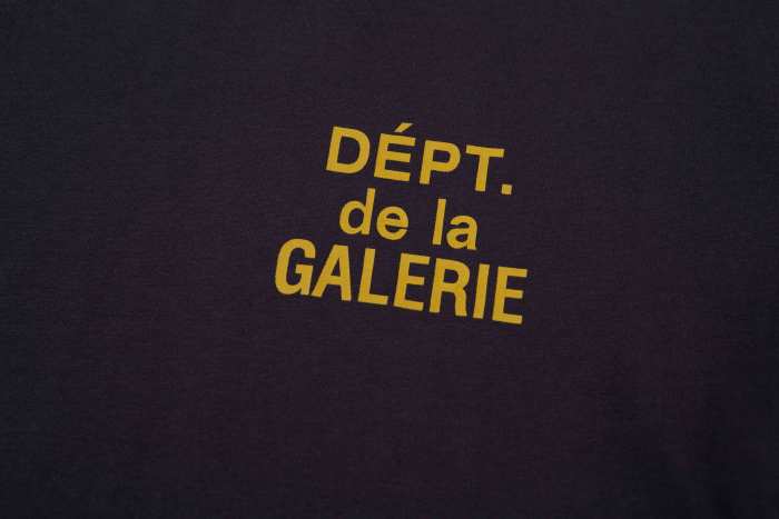 GALLERY DEPT. LOGO PAINTED TEE