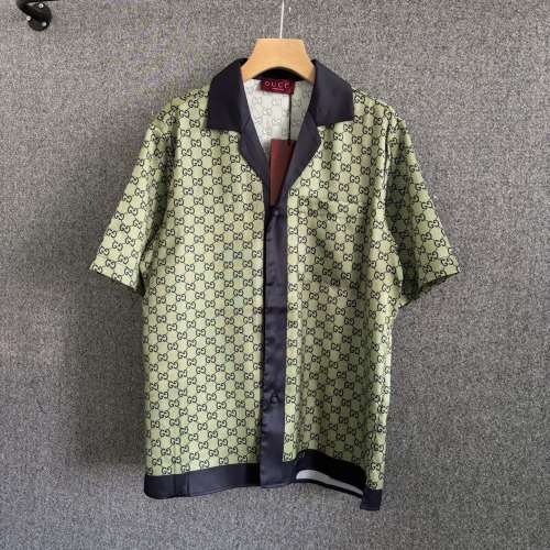 GUCCI Printed silk shirt in green and dark blue