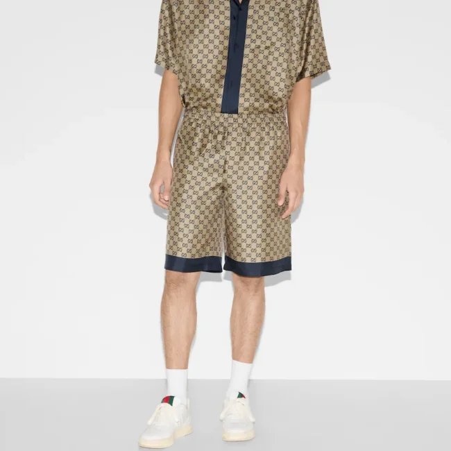 GUCCI Printed silk twill shorts in blue and beige