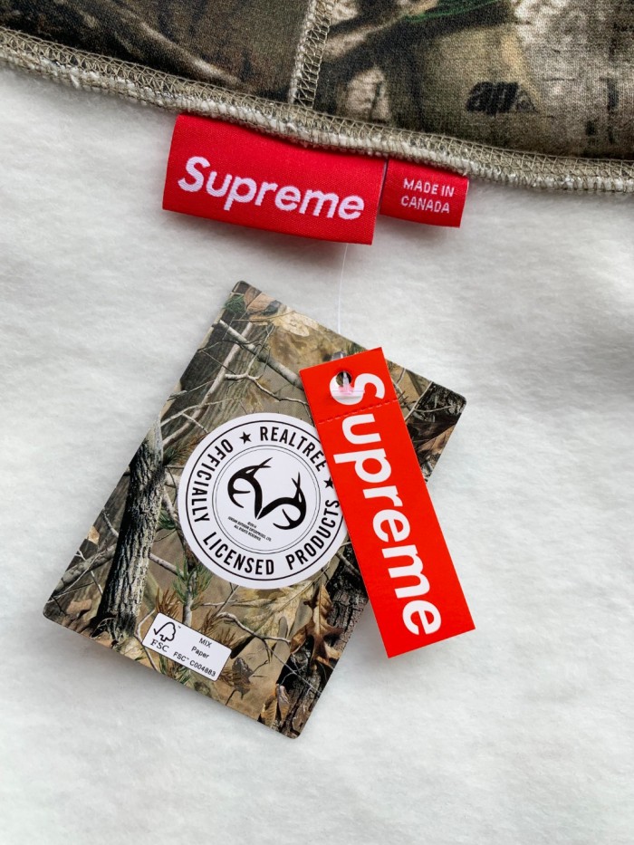 Supreme 25FW Box Logo Hooded Sweatshirt