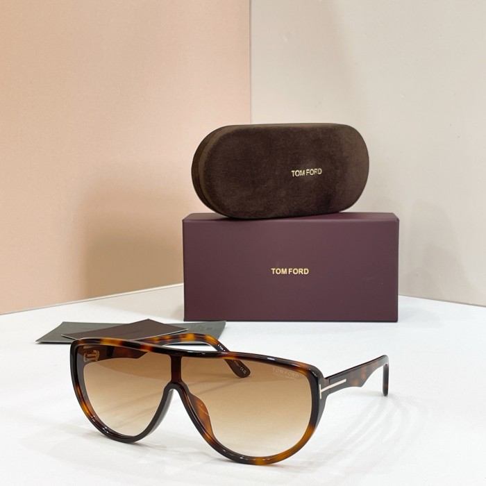 TOM FORD Sunglasses