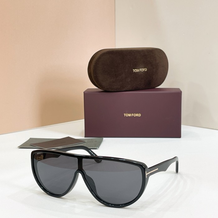 TOM FORD Sunglasses