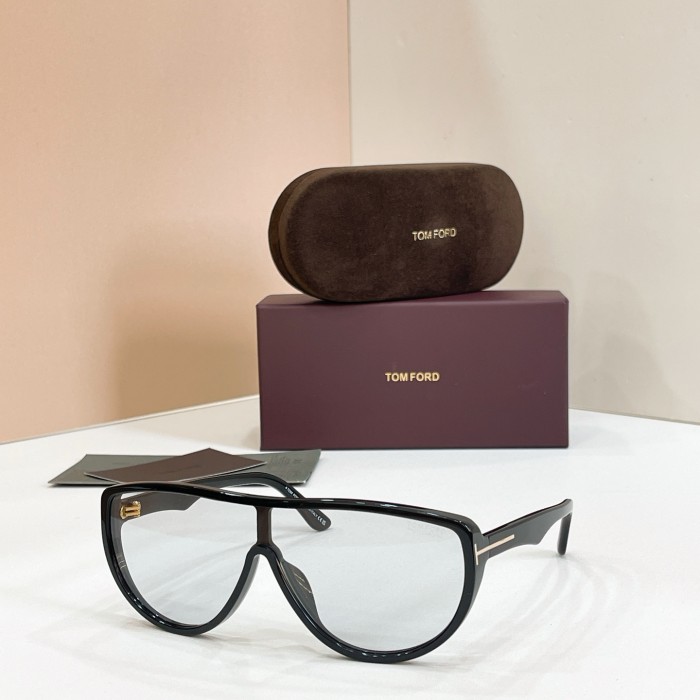TOM FORD Sunglasses