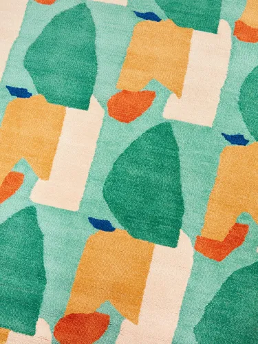 Summer Visitors' carpet