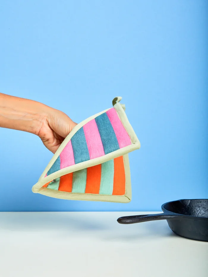 Pocket-sized heat pad