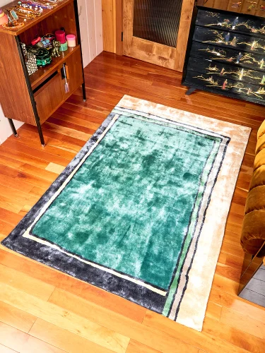 frame carpet