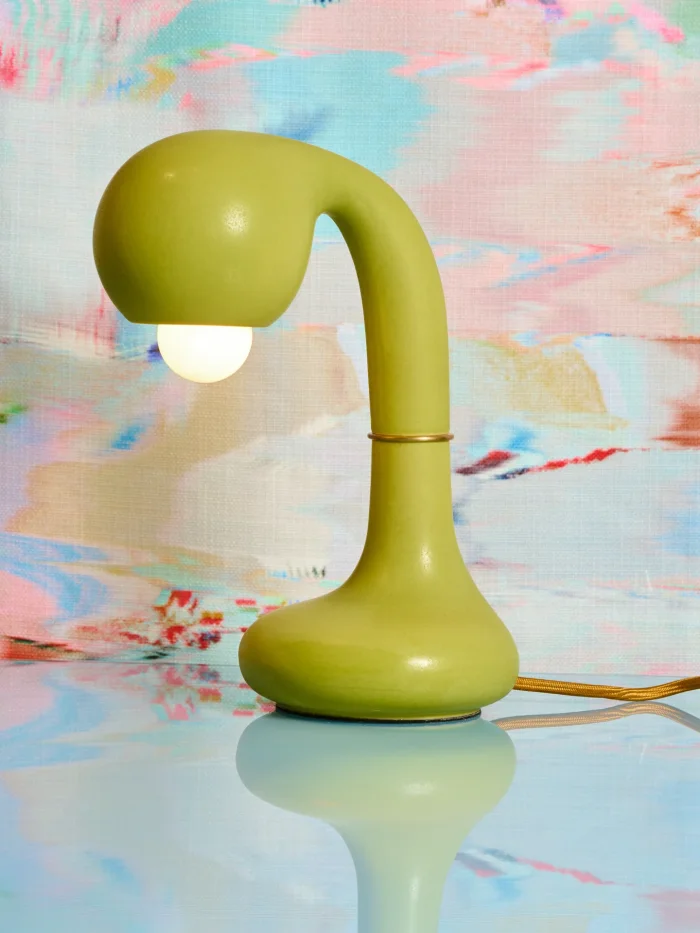 Short ceramic table lamp