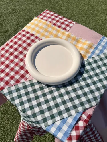 Earthenware dinner plate