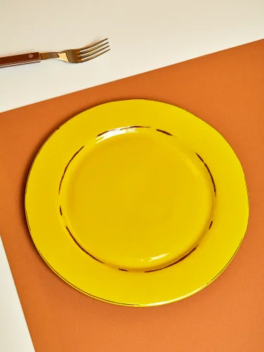 Dinner plate