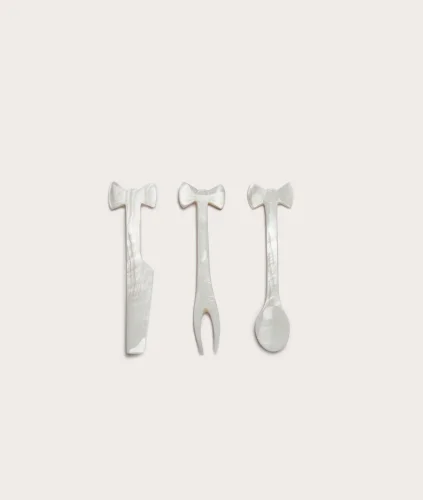 Bow and arrow set