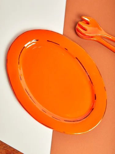 Oval tray
