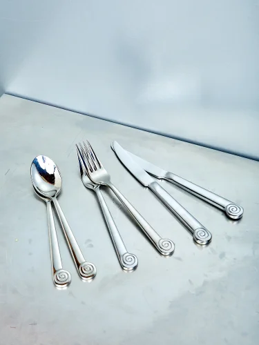 Snail tableware set