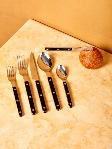 Stainless steel tableware