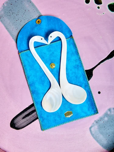 Swan spoon duet