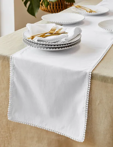 White pearl edge tablecloth