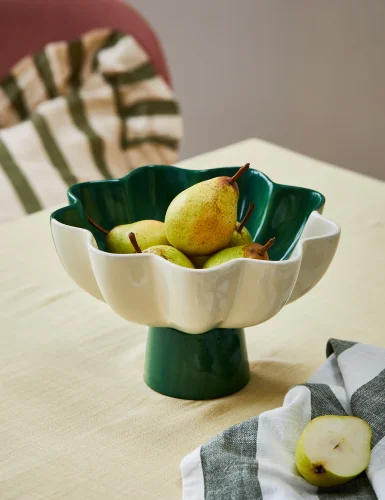 Green petal footed bowl