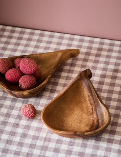 Retro pear bowl