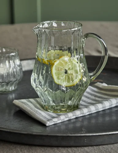 Rural glass pot