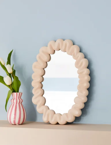 White wavy mirror