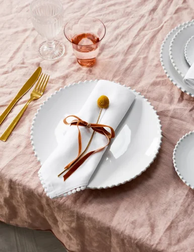 White pearl edged dinner napkin