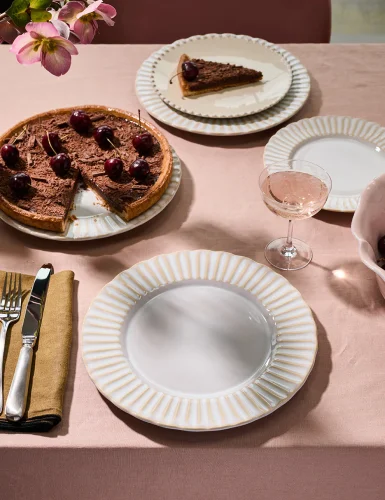 Crystal dinner plate