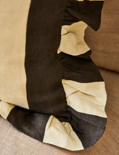 Amuse La Bouche Monochrome Lotus Leaf Edge Stripe Cushion