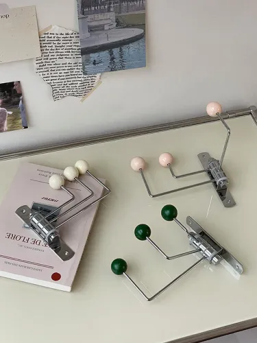 Wall-mounted vintage wooden spherical hat and coat rack