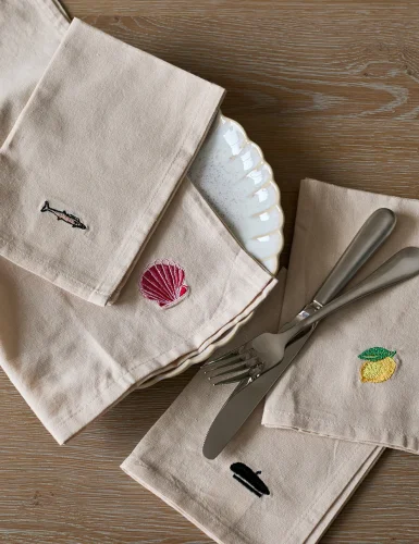 Lunch set of 4 napkins