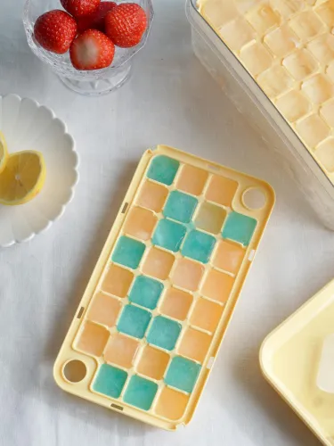 Large capacity one-key push ice plate ice mold 2 pieces