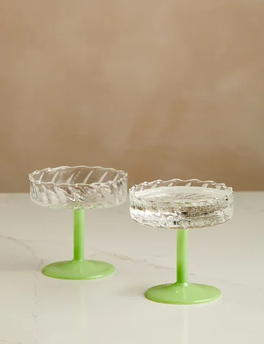 2 pieces of mint swirl champagne glasses