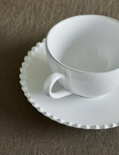 White pearl stone pottery cup and plate