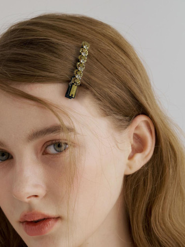 Metal Daisy Side Hair Clip