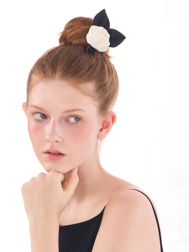 Lady Rose Side Hair Claw