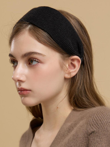 Cozy Luxurious Wide Knit Hairband