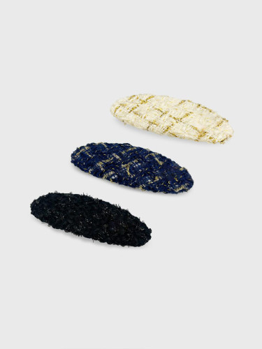 Tweed Automatic Three-dimensional Pin