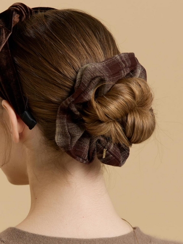 Mild Check Casual Scrunchie