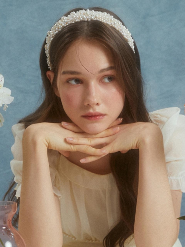 Pearl handmade volumizing headband