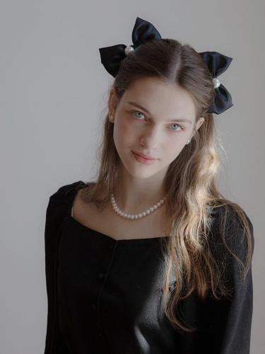 Pearl Ribbon Symmetrical Hair Clip Set