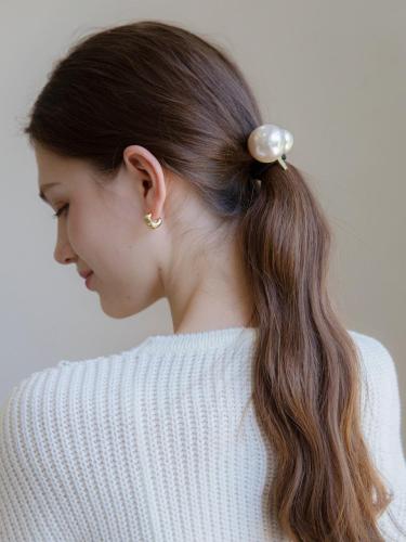 Fair Pearl Interwoven Statement Hair Accessory