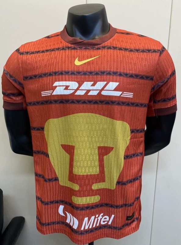 2024 Pumas UNAM Goalkeeper Fans Soccer Jersey