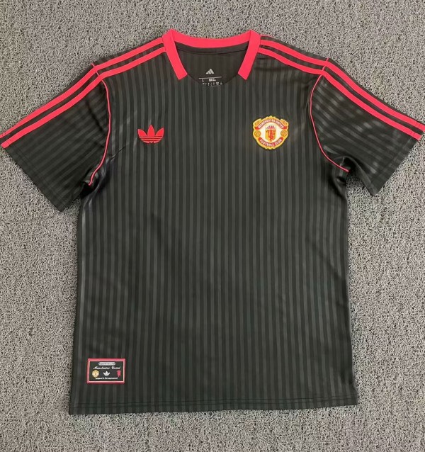 25-26 Man Utd Black Special Edition Fans Soccer Jersey