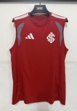 26-27 Internacional Red Vest